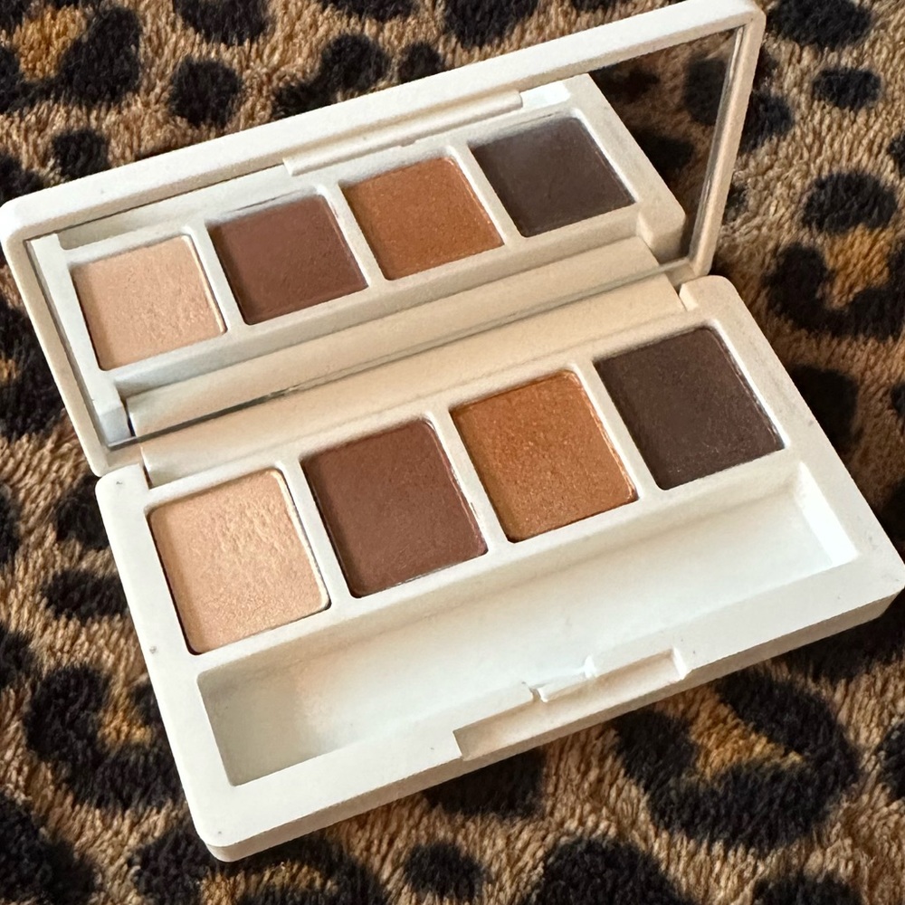 Like New! Clinique eyeshadow quad